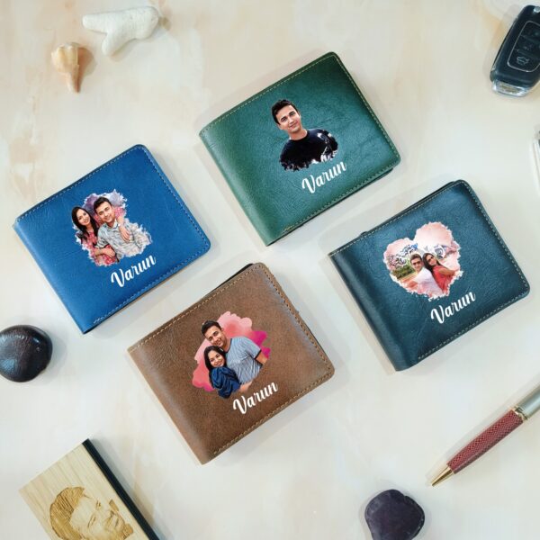 Customised Leather Wallets for Men and Women